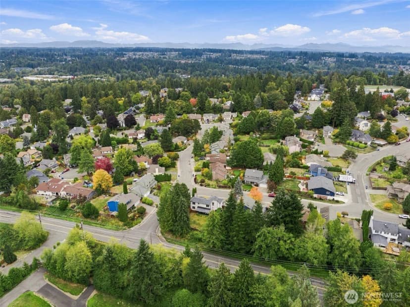 Property photo for 23504 19th Drive Se, Bothell photo 38