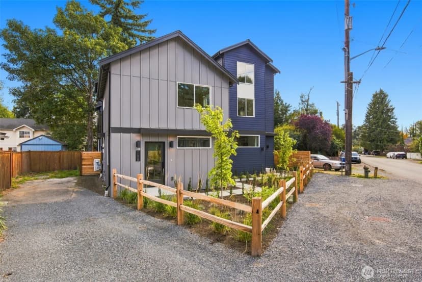 Property photo for 12038 Hiram Place Ne, Seattle photo 39