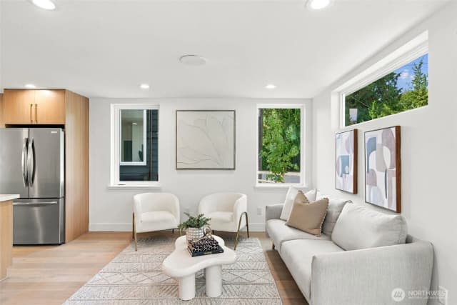 Property photo for 12038 Hiram Place Ne, Seattle photo 4