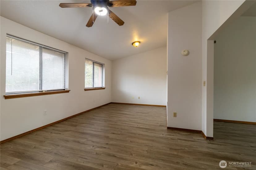 Property photo for 1902 74th Street Ct E, Tacoma photo 10