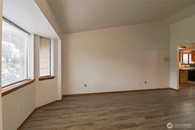 Property photo for 1902 74th Street Ct E, Tacoma photo 5