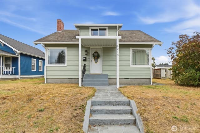 Property photo for 5215 S Oakes Street, Tacoma photo 2