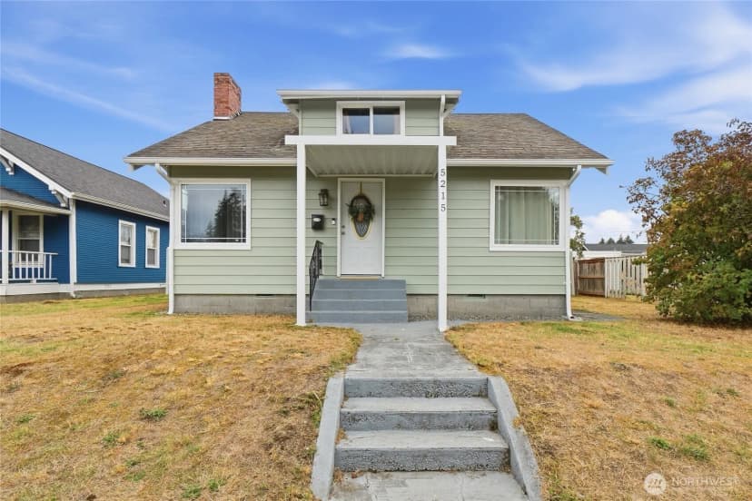 Property photo for 5215 S Oakes Street, Tacoma photo 2