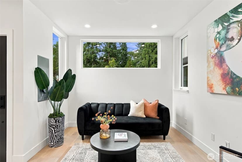 Property photo for 12032 Hiram Place Ne, Seattle photo 3