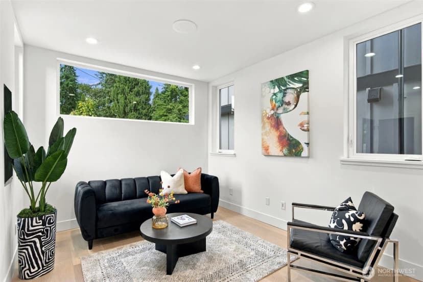 Property photo for 12032 Hiram Place Ne, Seattle photo 2