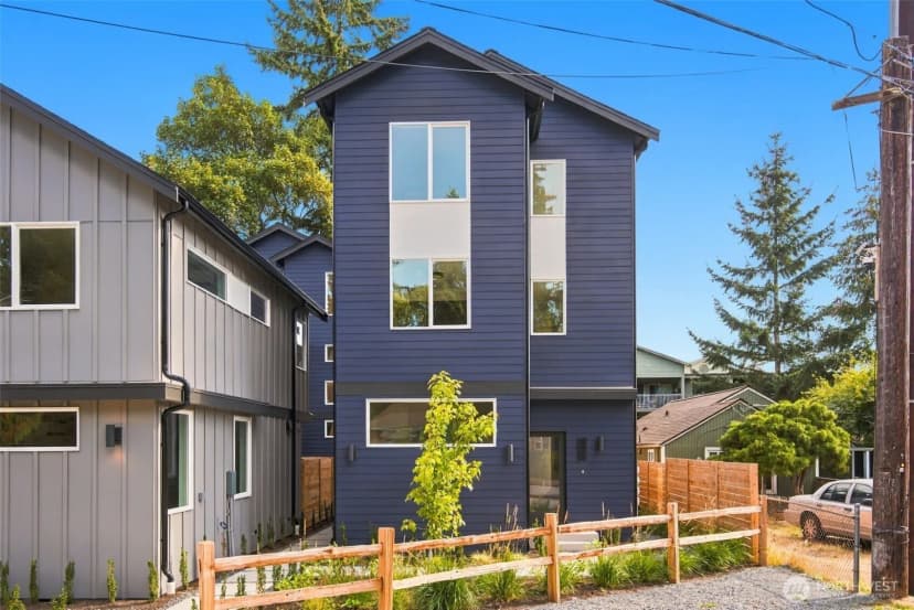 Property photo for 12032 Hiram Place Ne, Seattle photo 38