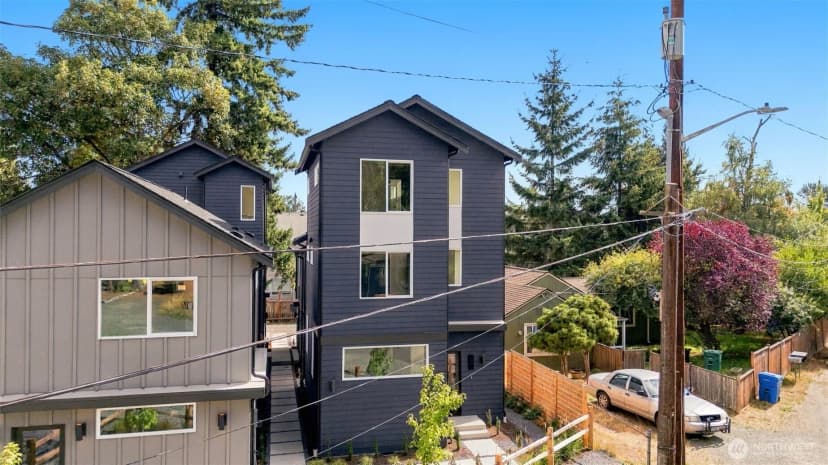 Property photo for 12032 Hiram Place Ne, Seattle photo 35