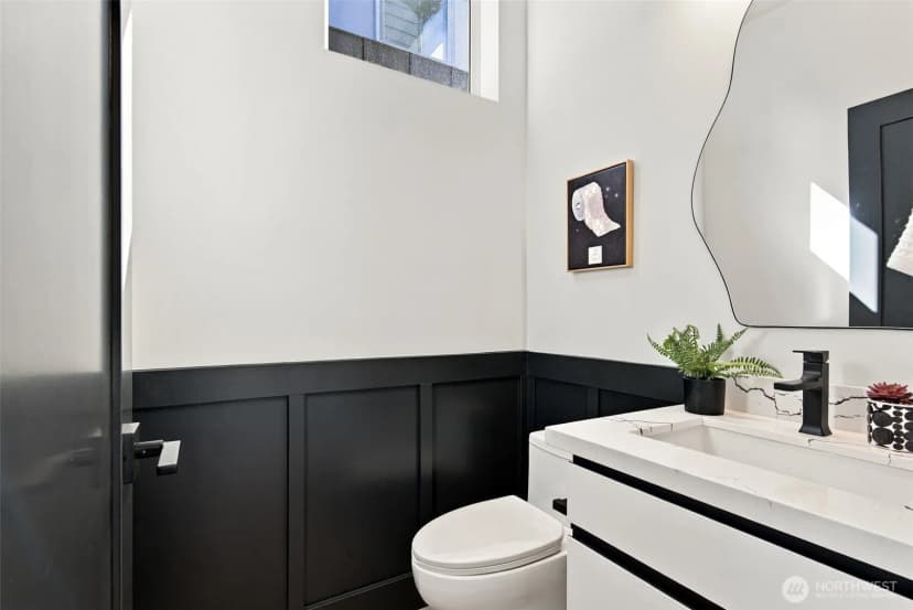 Property photo for 12032 Hiram Place Ne, Seattle photo 27