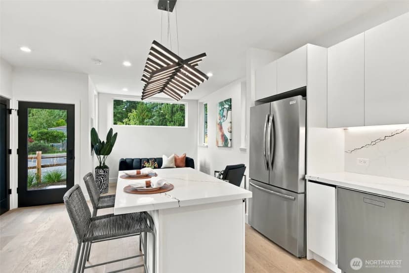 Property photo for 12032 Hiram Place Ne, Seattle photo 11