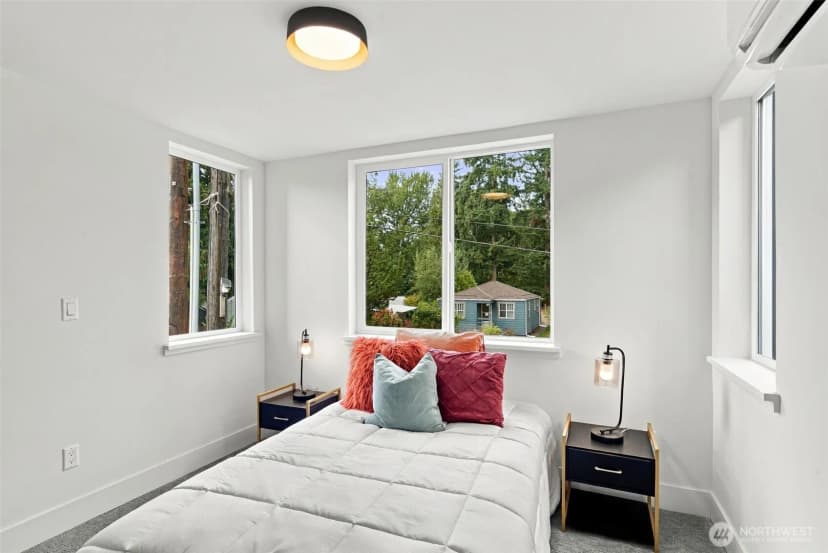 Property photo for 12032 Hiram Place Ne, Seattle photo 18