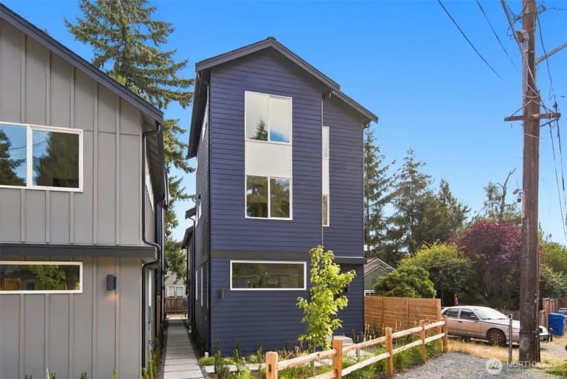 Property photo for 12032 Hiram Place Ne, Seattle photo 33