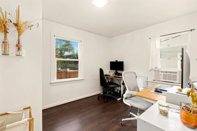Property photo for 13018 41st Avenue S, Tukwila photo 10
