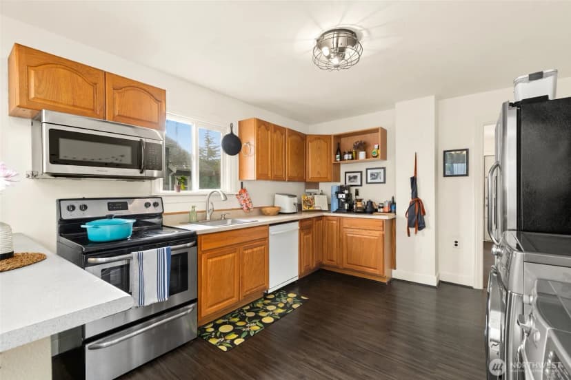 Property photo for 13018 41st Avenue S, Tukwila photo 5