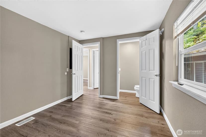 Property photo for 13001 E Loop View Drive, Granite Falls photo 29