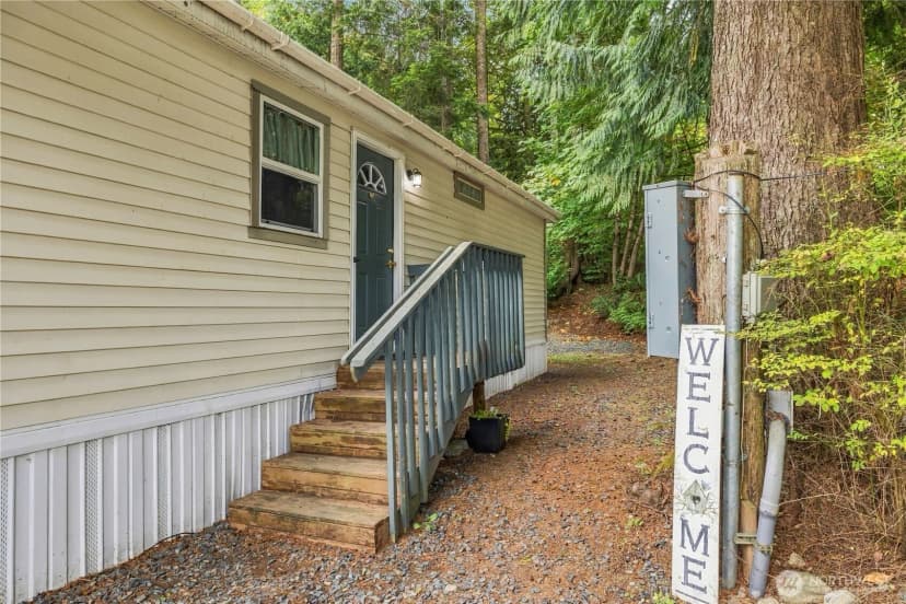 Property photo for 13001 E Loop View Drive, Granite Falls photo 3