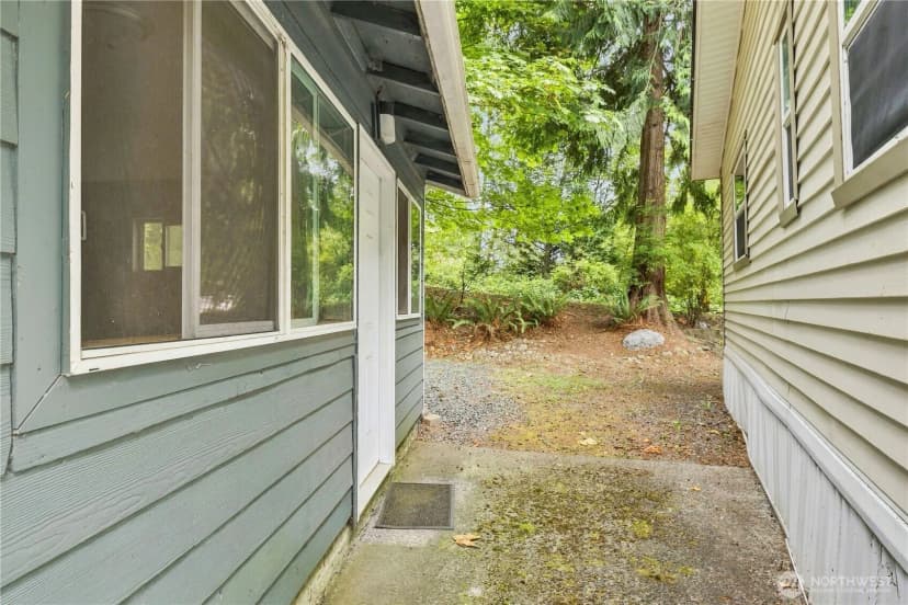Property photo for 13001 E Loop View Drive, Granite Falls photo 10