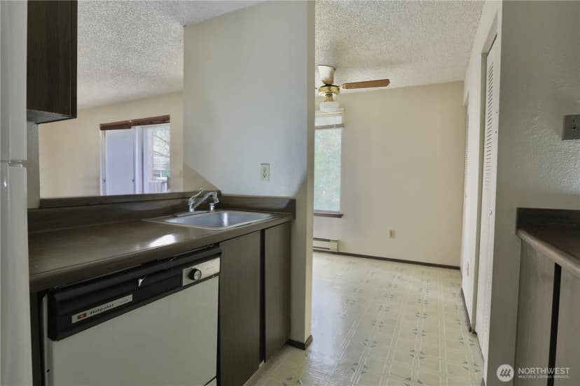 Property photo for 4601 Sw 320th Street #q5, Federal Way photo 7
