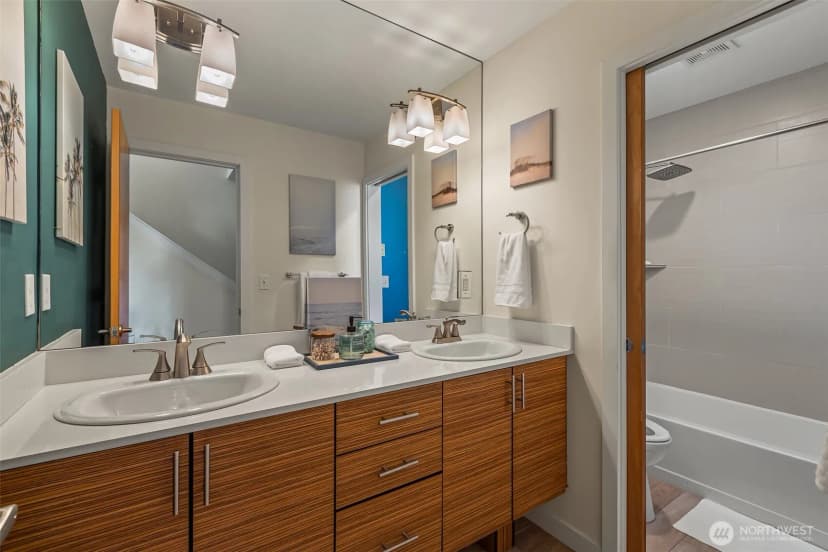 Property photo for 3421 Beacon Avenue S, Seattle photo 10