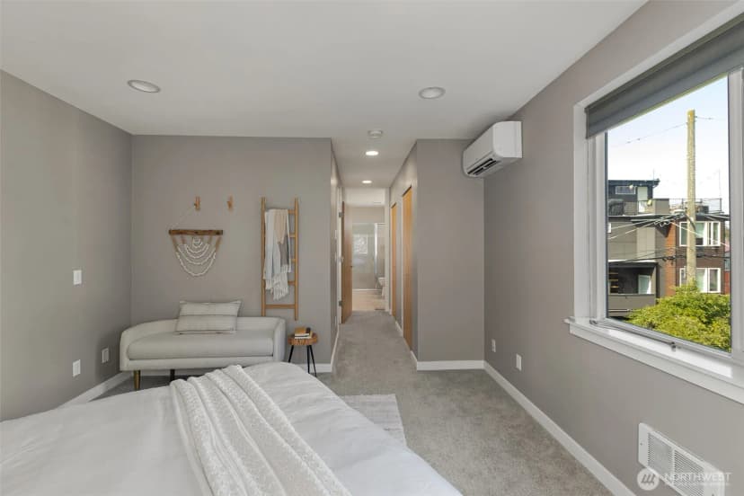 Property photo for 3421 Beacon Avenue S, Seattle photo 16