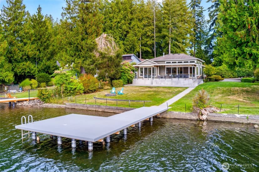 Property photo for 15922 E Shore Drive, Lynnwood photo 28