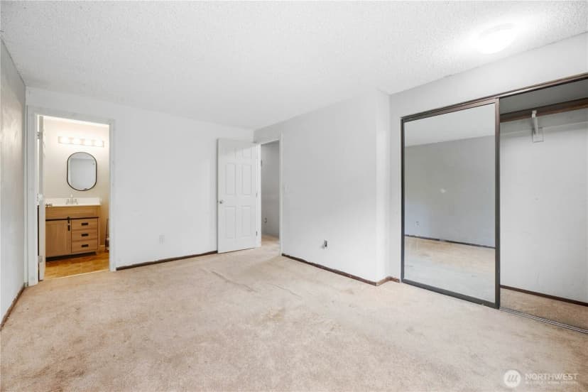 Property photo for 1807 9th Street Sw, Puyallup photo 11