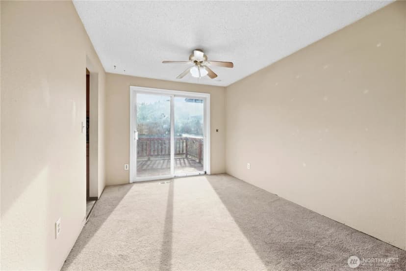 Property photo for 1807 9th Street Sw, Puyallup photo 8