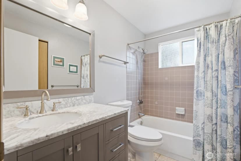 Property photo for 2608 184th Place Se, Bothell photo 16