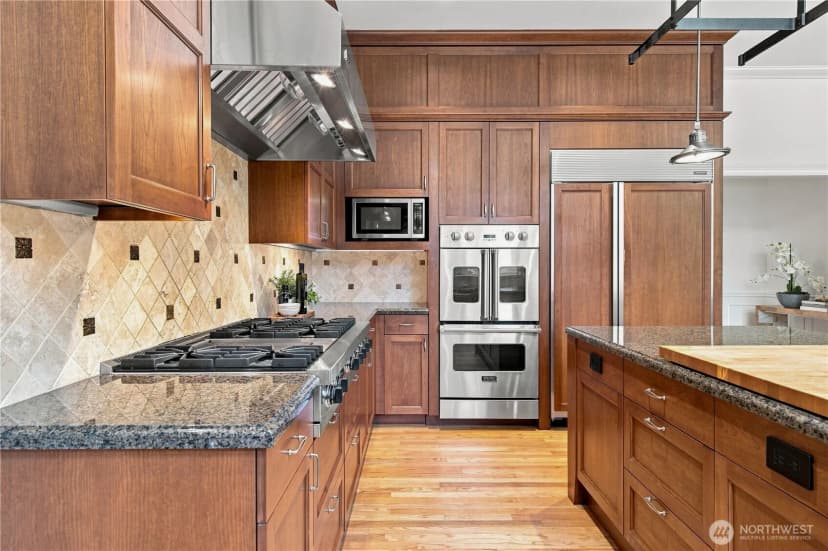 Property photo for 22119 Ne 140th Way, Woodinville photo 12