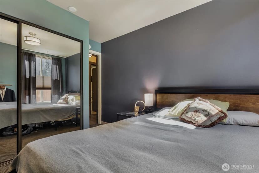 Property photo for 905 Cherry Street #102, Seattle photo 8