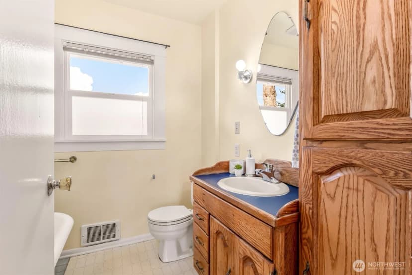 Property photo for 8818 8th Street Nw, Seattle photo 16