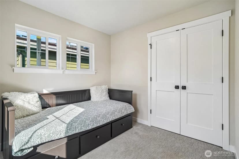 Property photo for 7000 32nd Avenue Nw #c, Seattle photo 15
