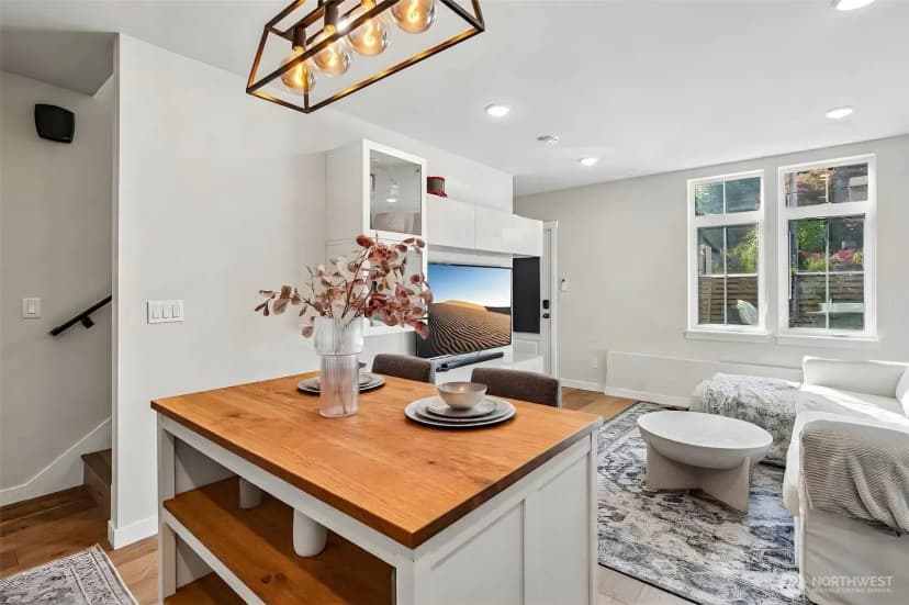 Property photo for 7000 32nd Avenue Nw #c, Seattle photo 9