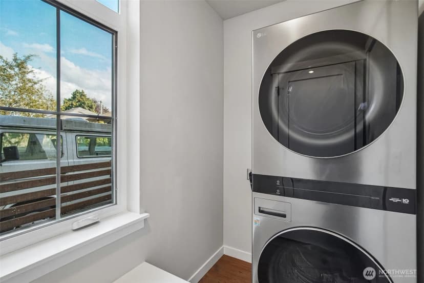Property photo for 7000 32nd Avenue Nw #c, Seattle photo 18