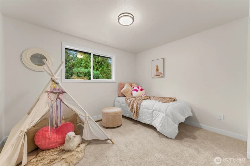 Property photo for 14415 105th Avenue Ne, Kirkland photo 15