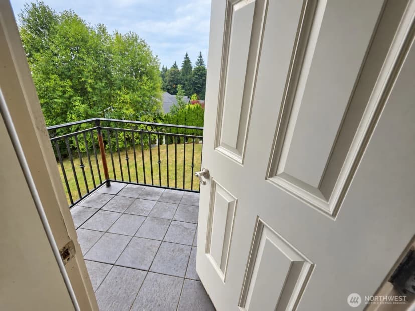 Property photo for 21617 E Lost Lake Road, Snohomish photo 19