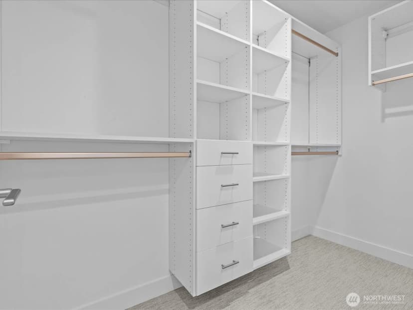 Property photo for 307 Nw 52nd Street, Seattle photo 28