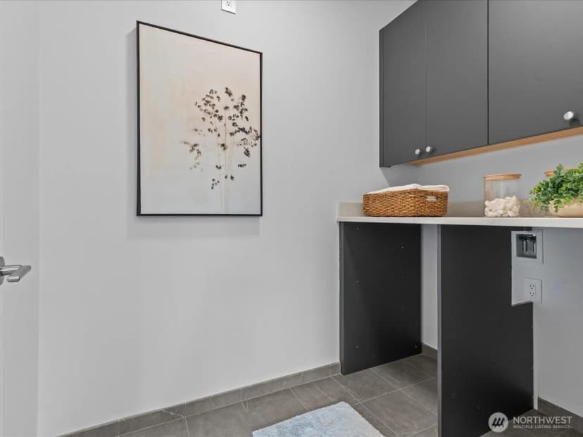 Property photo for 307 Nw 52nd Street, Seattle photo 17