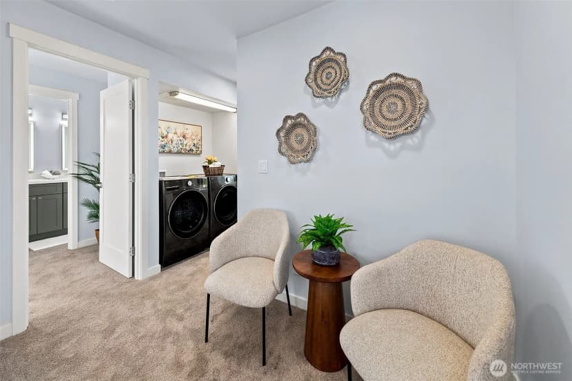 Property photo for 332 Ne Elk Place, Seattle photo 12