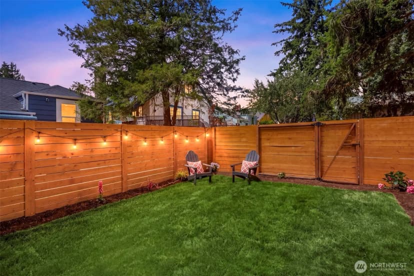 Property photo for 11028 Evanston Avenue N, Seattle photo 19