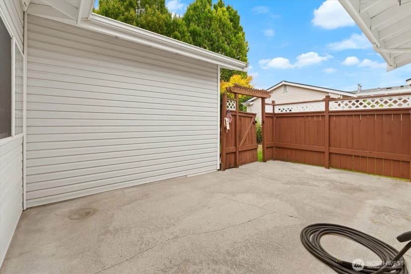 Property photo for 6304 Sheffield Lane E, Fife photo 25