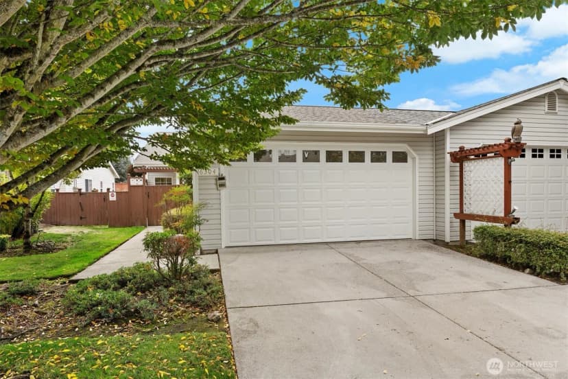 Property photo for 6304 Sheffield Lane E, Fife
