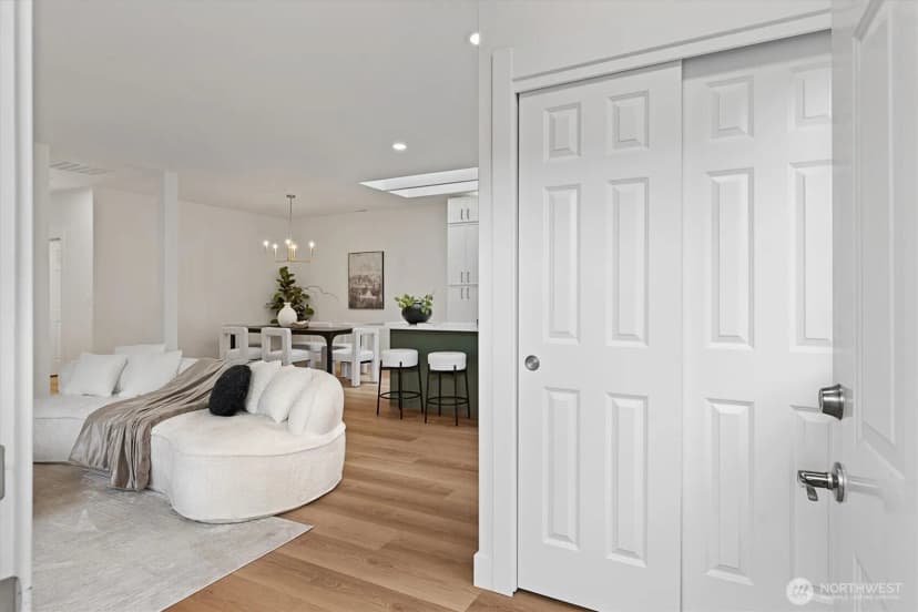 Property photo for 6304 Sheffield Lane E, Fife photo 5