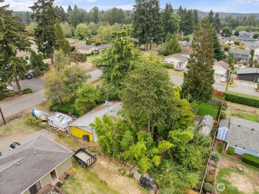 Property photo for 13205 160th Avenue Se, Renton photo 18
