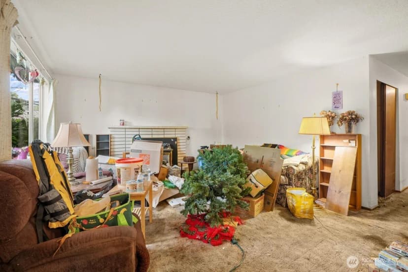 Property photo for 13205 160th Avenue Se, Renton photo 3