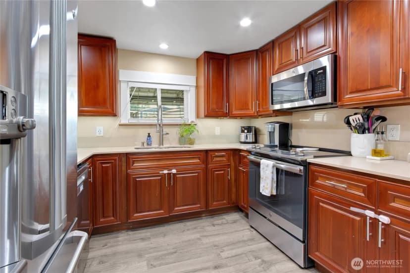 Property photo for 20801 Bonanza Drive E, Bonney Lake photo 8