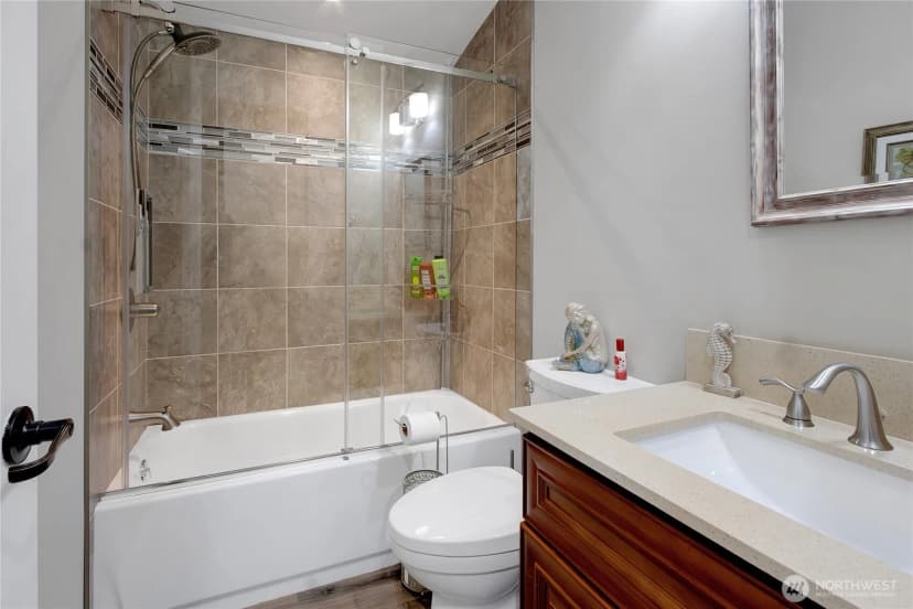 Property photo for 20801 Bonanza Drive E, Bonney Lake photo 12