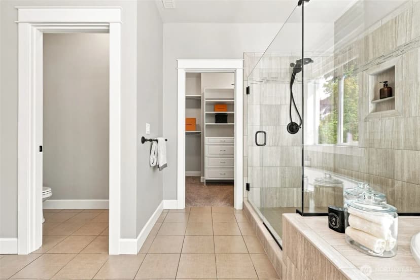 Property photo for 10036 Ne 151st Drive, Bothell photo 21