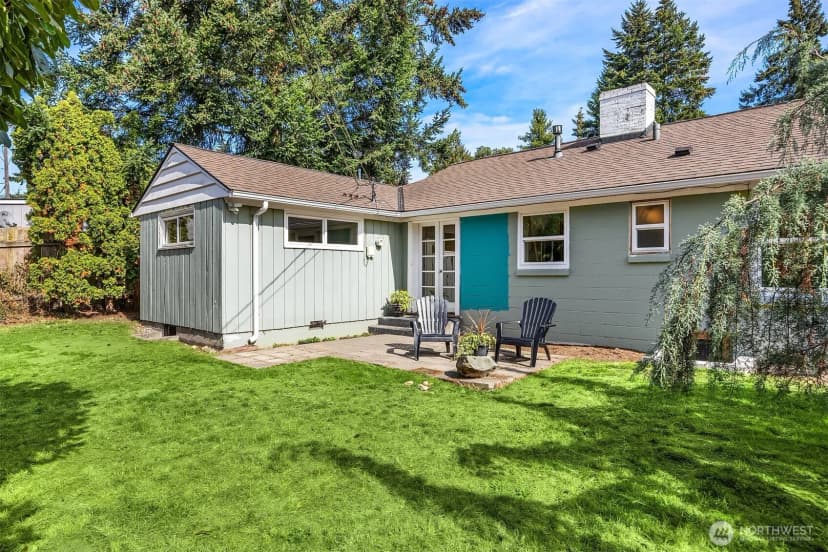 Property photo for 15329 Stone Avenue N, Shoreline photo 31