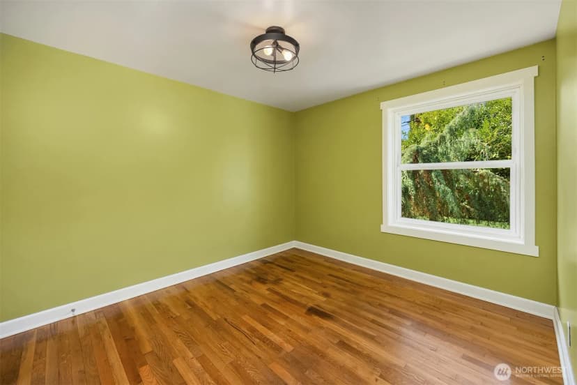 Property photo for 15329 Stone Avenue N, Shoreline photo 27