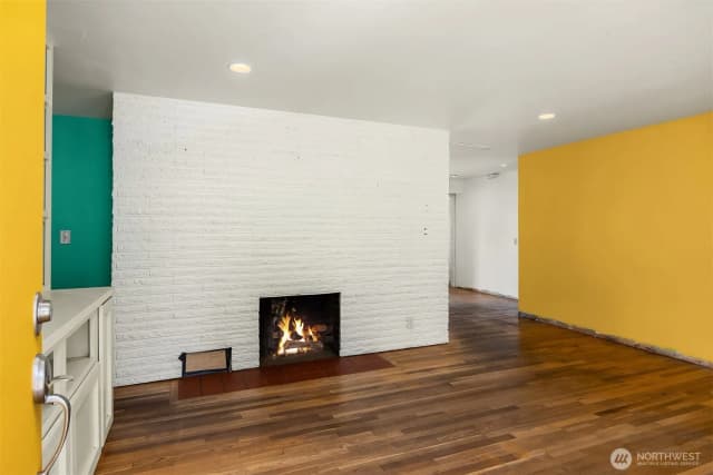 Property photo for 15329 Stone Avenue N, Shoreline photo 5